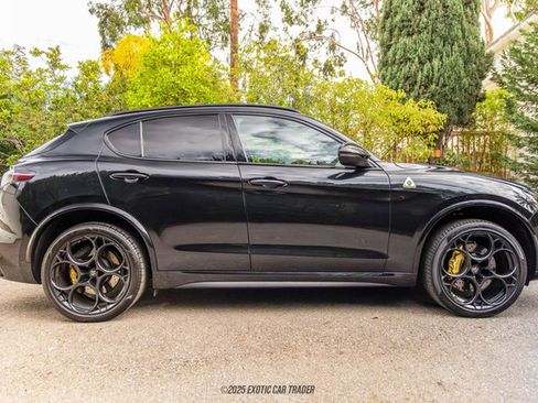 Used 2024 Alfa Romeo Stelvio Quadrifoglio w/ Quick Order Package 25A 100th image 9