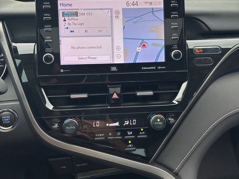 Used 2021 Toyota Camry XSE w/ Navigation Package FWD image 17