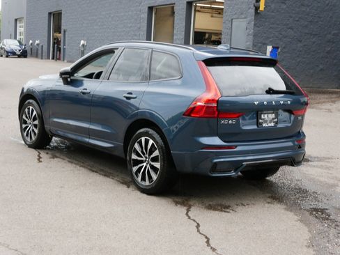 Certified 2025 Volvo XC60 B5 Plus AWD/4WD image 5