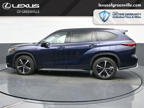 Used 2022 Toyota Highlander XSE image 5