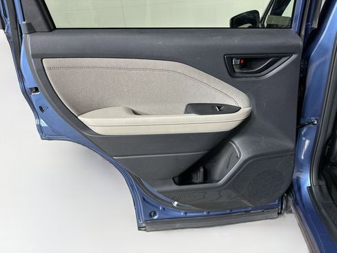 Used 2025 Subaru Forester Premium image 27