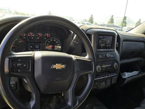 Used 2022 Chevrolet Silverado 2500 W/T w/ WT Convenience Package RWD image 4
