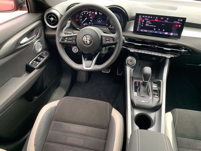 Used 2026 Alfa Romeo Tonale w/ Active Assist Package AWD/4WD image 19