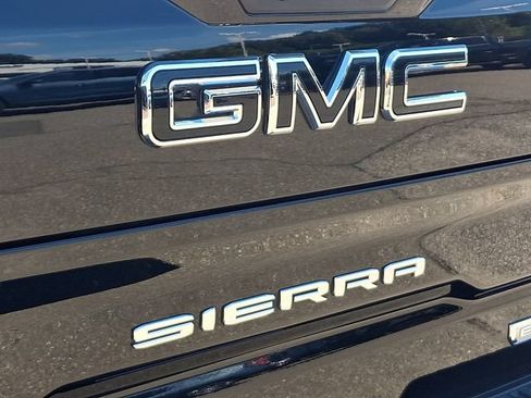 Used 2022 GMC Sierra 1500 Elevation w/ Preferred Package AWD/4WD image 33