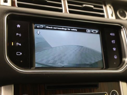 Used 2016 Land Rover Range Rover HSE image 8