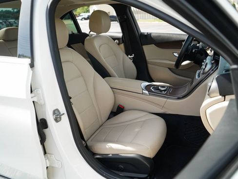 Used 2020 Mercedes-Benz C 300 4MATIC Sedan image 13