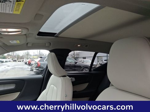 Certified 2026 Volvo XC40 B5 Ultra image 15