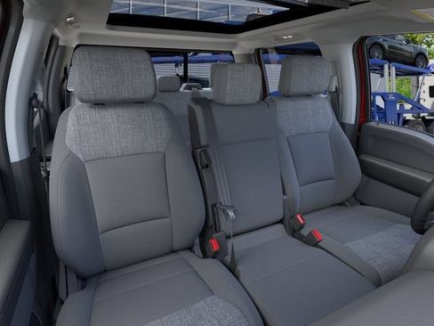 New 2026 Ford F250 XLT w/ XLT Premium Package AWD/4WD image 10