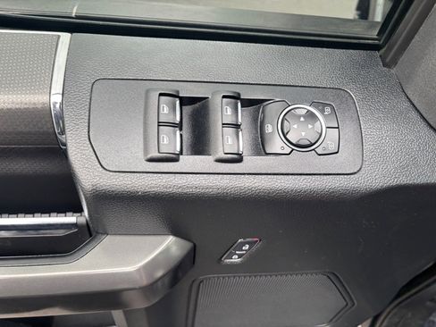 Used 2016 Ford F150 XLT w/ Equipment Group 302A Luxury image 32