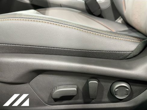 Certified 2025 Subaru Crosstrek 2.5i Limited w/ Popular Package #3A image 21