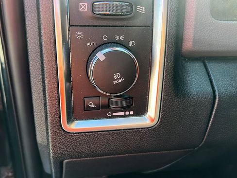 Used 2017 RAM 1500 Big Horn AWD/4WD image 24