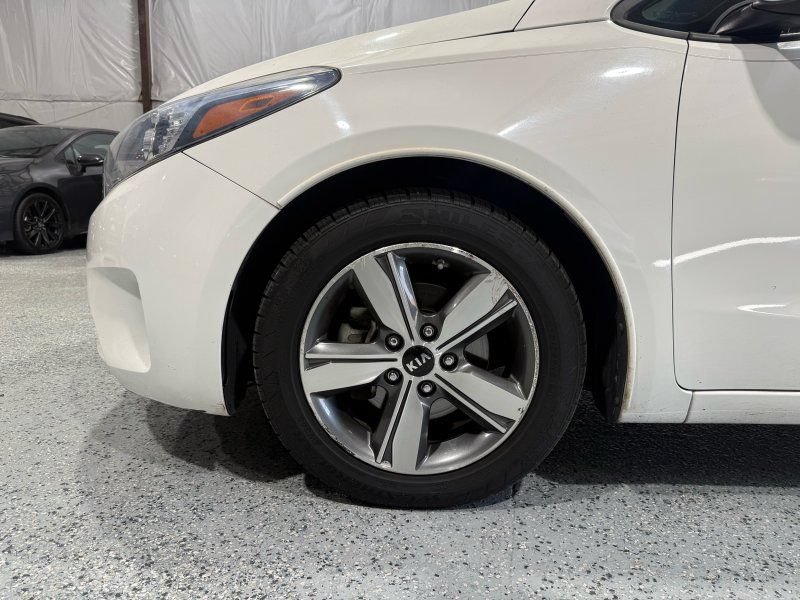 Used 2018 Kia Forte S FWD image 10