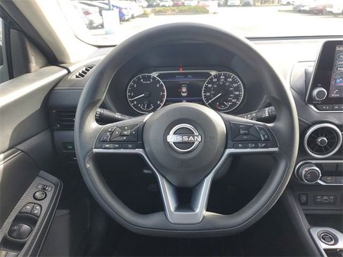 Used 2025 Nissan Sentra SV image 25