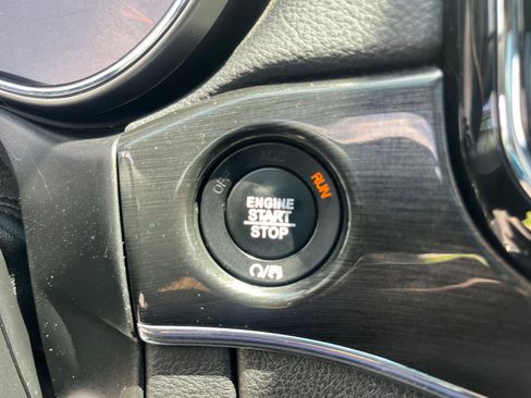 Used 2019 Jeep Grand Cherokee Trailhawk AWD/4WD image 20