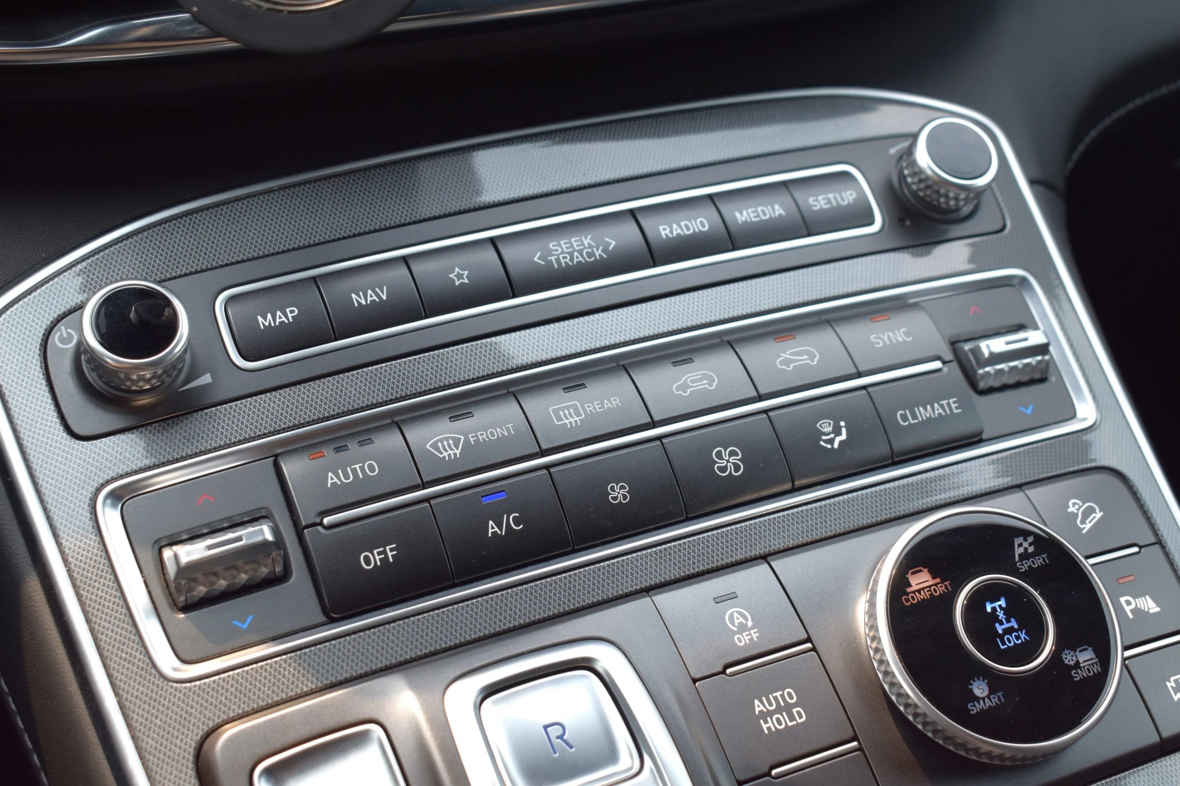 Used 2022 Hyundai Santa Fe Calligraphy w/ Cargo Package AWD/4WD image 33