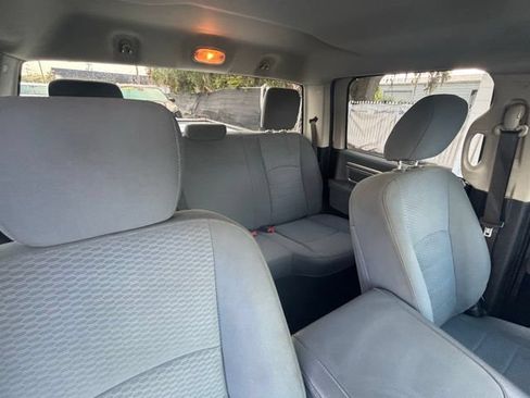 Used 2020 RAM 1500 Classic SLT AWD/4WD image 11