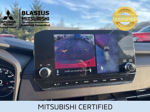 Used 2023 Mitsubishi Outlander 4WD Plug-In Hybrid image 22