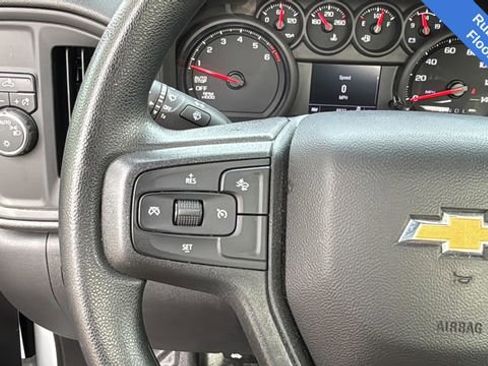 Used 2025 Chevrolet Silverado 1500 W/T image 25