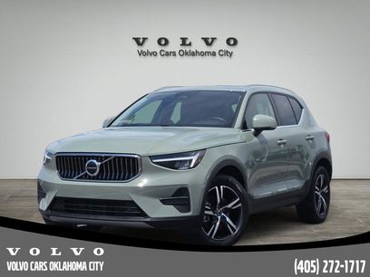 Used 2025 Volvo XC40 B5 Core