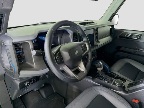 Used 2024 Ford Bronco Black Diamond AWD/4WD image 10