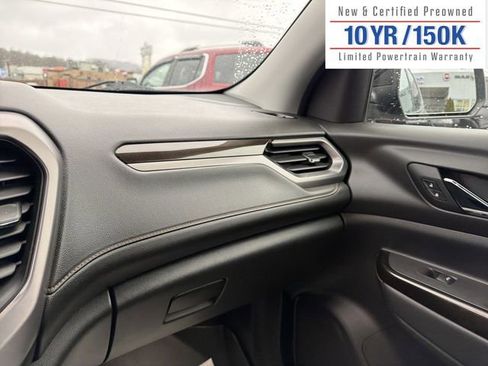 Used 2022 GMC Acadia AT4 image 23