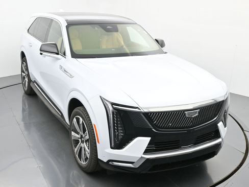 New 2026 Cadillac Escalade IQ Luxury 2 image 30