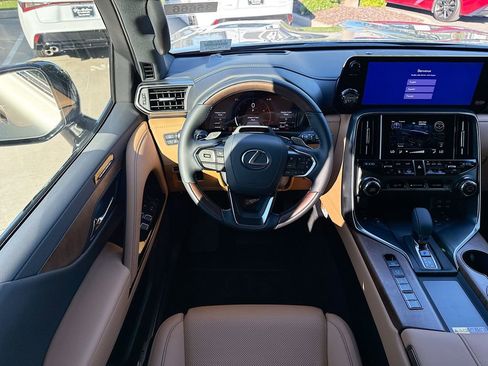 New 2025 Lexus LX 700h Luxury image 16