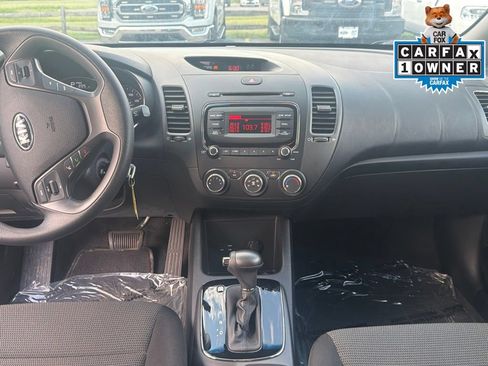 Used 2017 Kia Forte LX FWD image 24