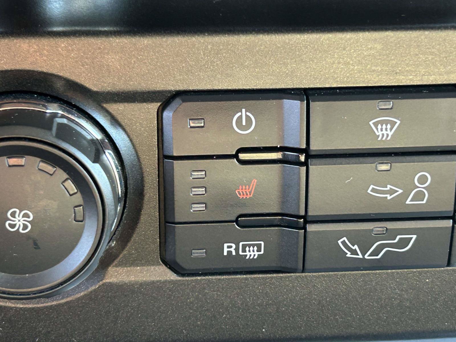 Used 2020 Ford F150 XLT w/ Equipment Group 302A Luxury AWD/4WD image 29
