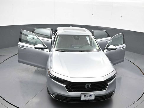 Used 2025 Honda Accord EX-L image 45