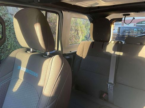 Used 2024 Jeep Wrangler Unlimited Rubicon 4xe image 32