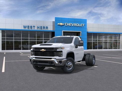 New 2026 Chevrolet Silverado 3500 W/T w/ WT Convenience Package image 8