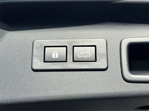 Used 2025 Subaru Forester Limited image 35