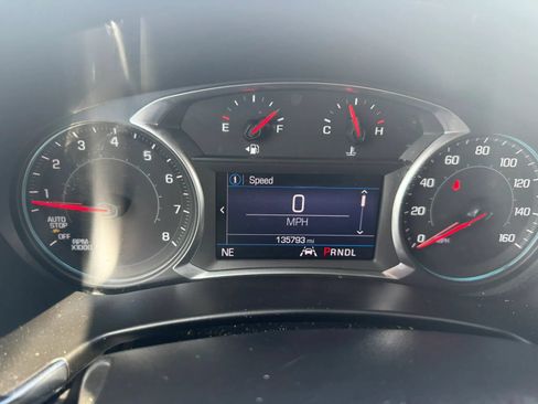 Used 2021 Chevrolet Equinox LT FWD image 14