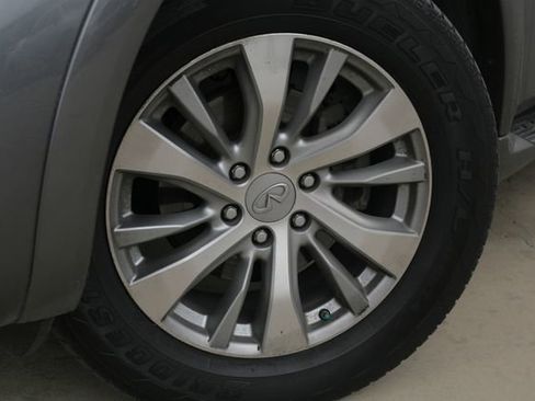 Used 2016 INFINITI QX80 4WD w/ Driver's Assistance Package image 2