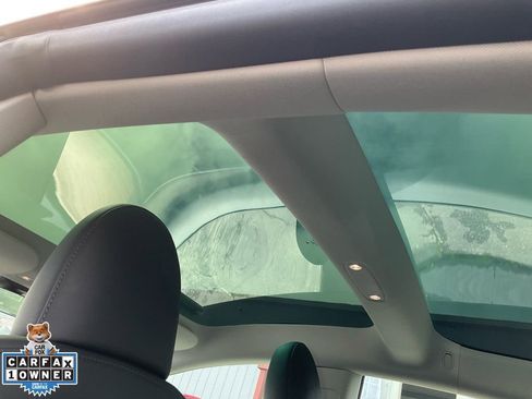 Used 2023 Tesla Model 3 Standard Range image 30