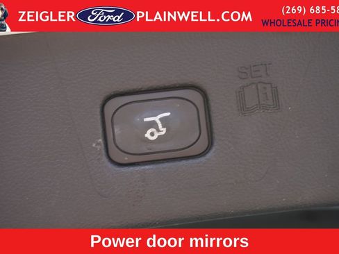 Used 2024 Ford Edge SEL w/ Convenience Package image 13