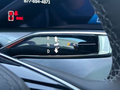 Used 2026 Cadillac Vistiq Premium Luxury w/ LPO, Floor Liner Package AWD/4WD image 21