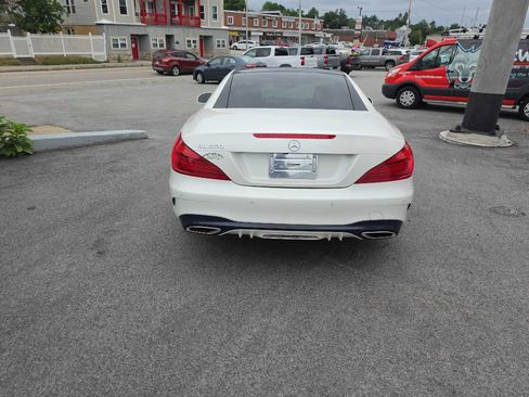 Used 2019 Mercedes-Benz SL 550 w/ Driver Assistance Package image 7