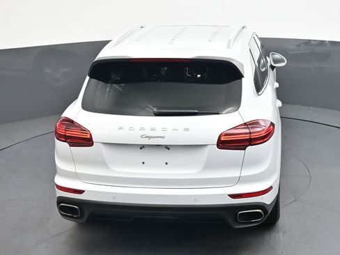 Used 2017 Porsche Cayenne Platinum Edition AWD/4WD image 21