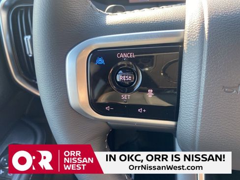 New 2025 Nissan Armada SL w/ Captain's Chari Seat Package image 24