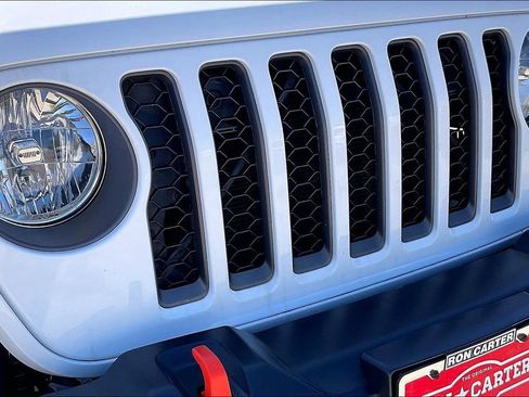 Used 2023 Jeep Gladiator Mojave image 34