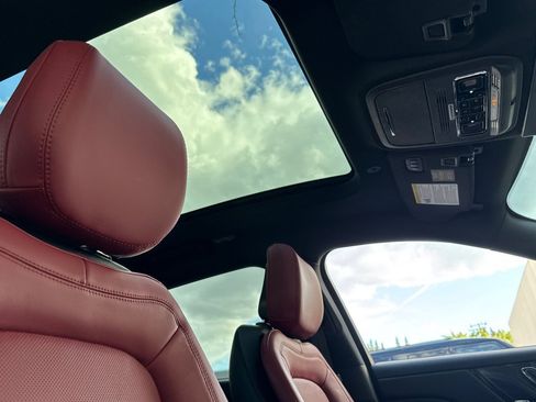 Used 2025 Lincoln Corsair Grand Touring w/ Equipment Group 302A image 16