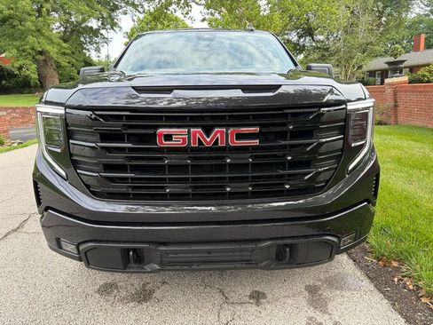 Used 2025 GMC Sierra 1500 Elevation w/ X31 Off-Road Package AWD/4WD image 5