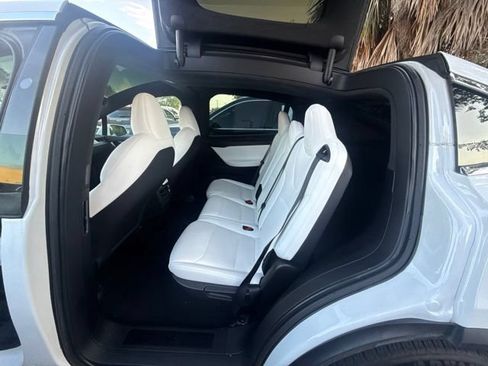 Used 2021 Tesla Model X Performance AWD/4WD image 6