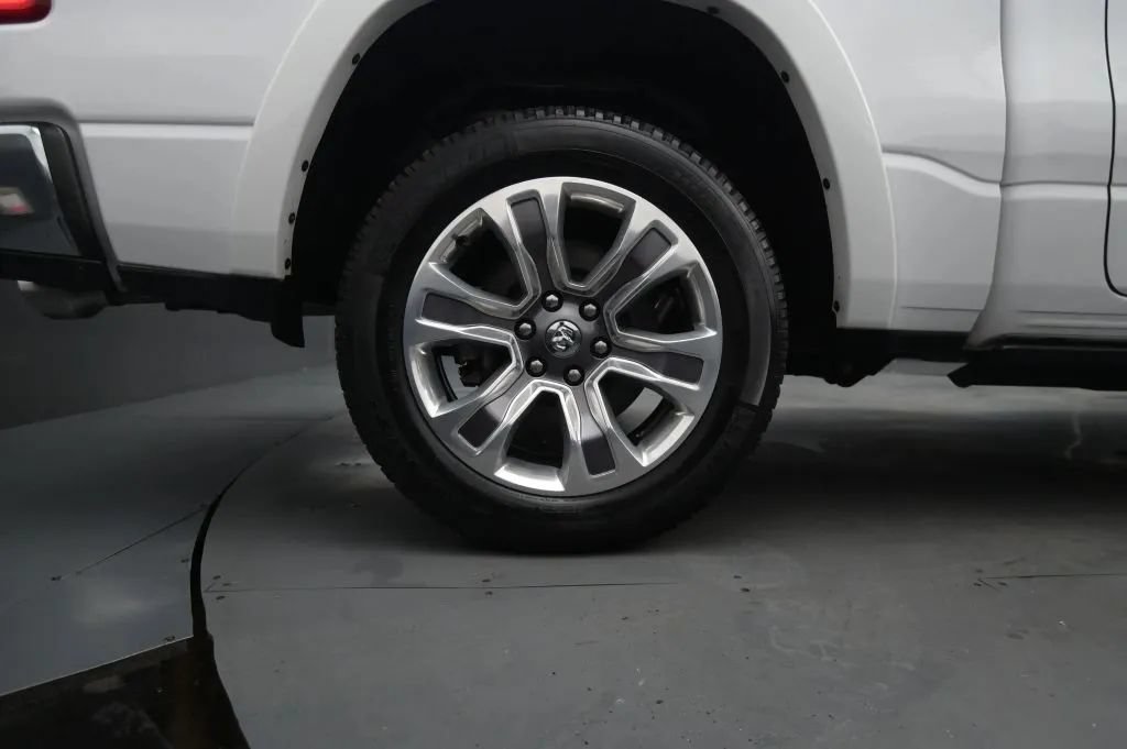 Used 2019 RAM 1500 Limited AWD/4WD image 21