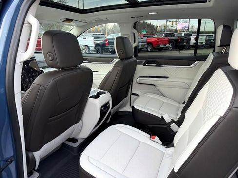 Certified 2024 GMC Acadia Denali w/ Super Cruise Package image 13