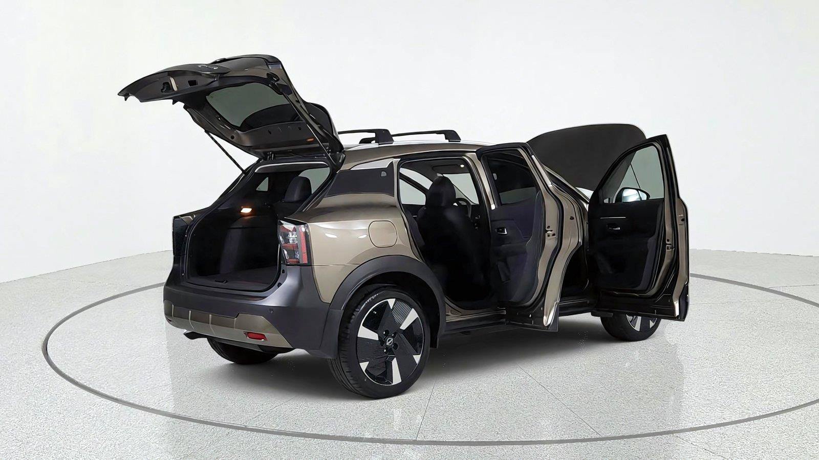 Used 2026 Nissan Kicks SR w/ Cold Weather Package AWD/4WD image 14