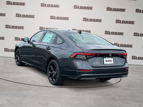 New 2025 Honda Accord SE image 3