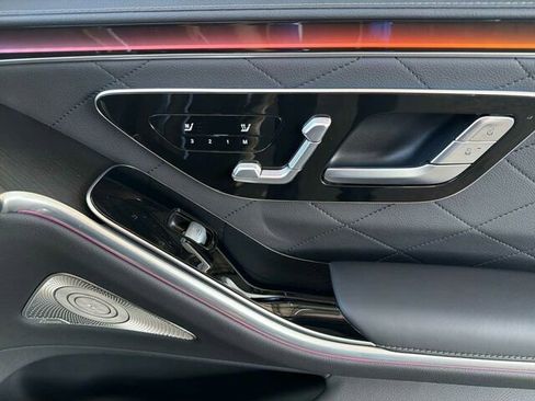 Certified 2025 Mercedes-Benz S 580 4MATIC Sedan image 21